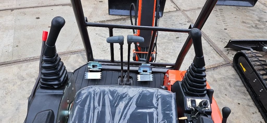 Minibagger tip Kubota XN18, Gebrauchtmaschine in Scharsterbrug (Poză 4)