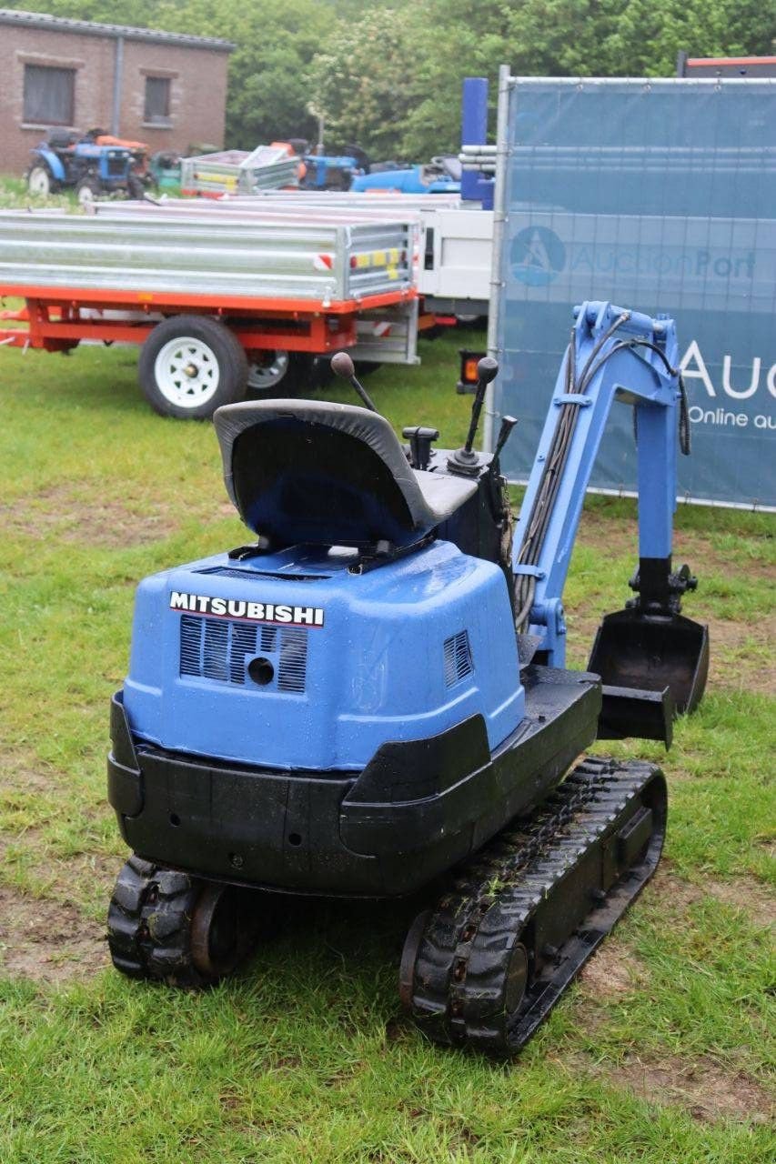 Minibagger типа Mitsubishi ME085, Gebrauchtmaschine в Antwerpen (Фотография 7)