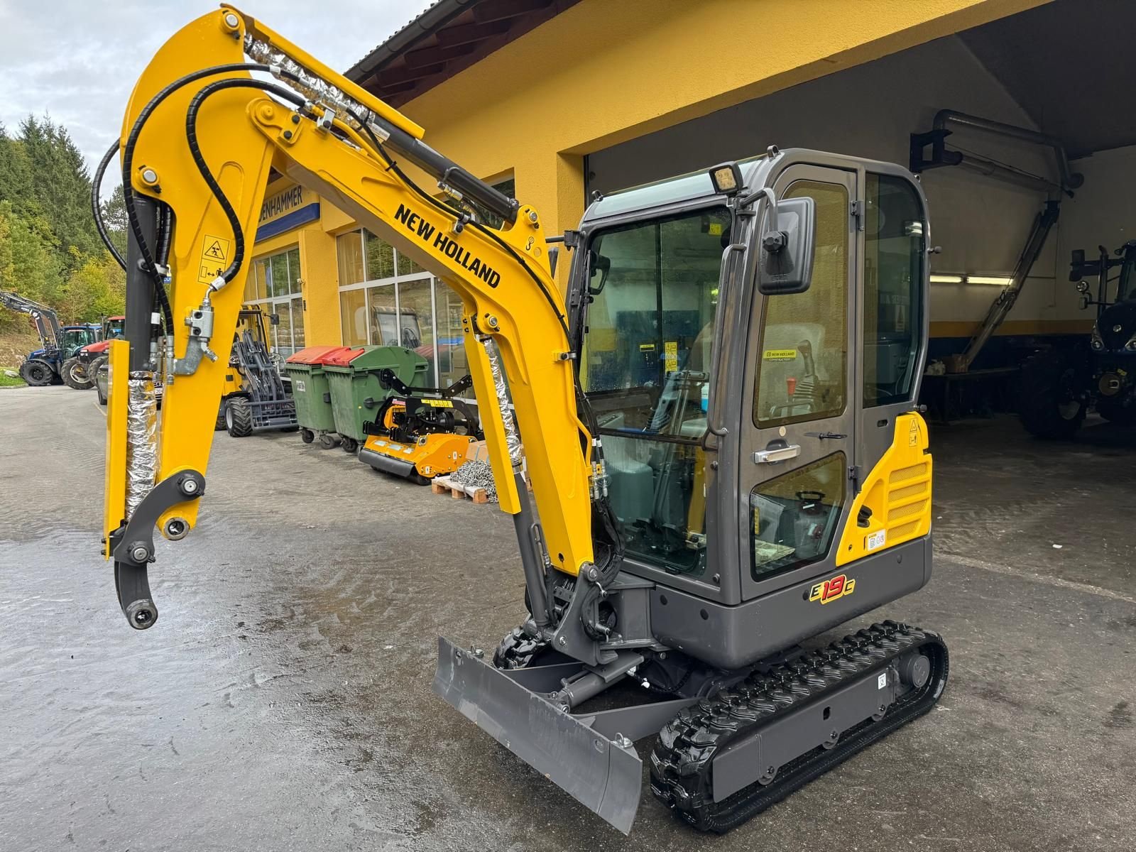 Minibagger Türe ait New Holland E 19C Minibagger, Neumaschine içinde Burgkirchen (resim 1)