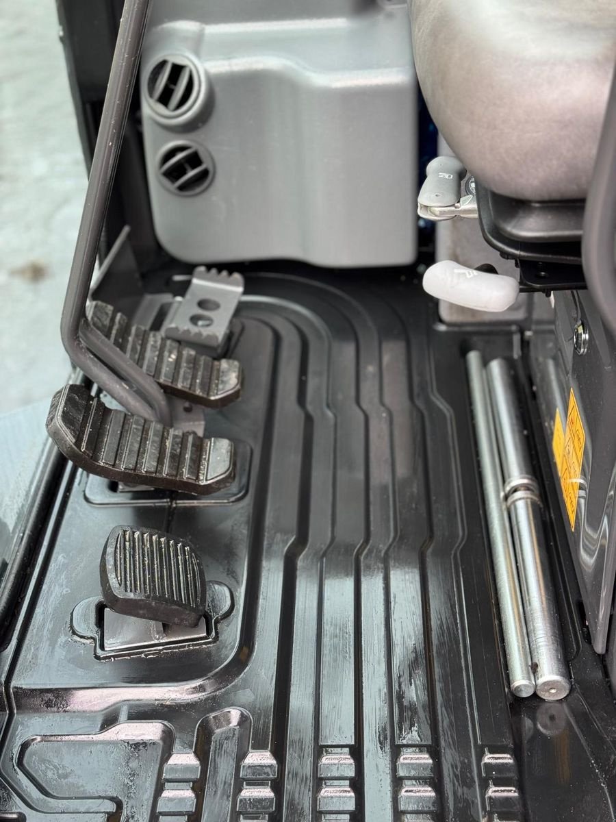 Minibagger Türe ait New Holland E 19C Minibagger, Neumaschine içinde Burgkirchen (resim 8)