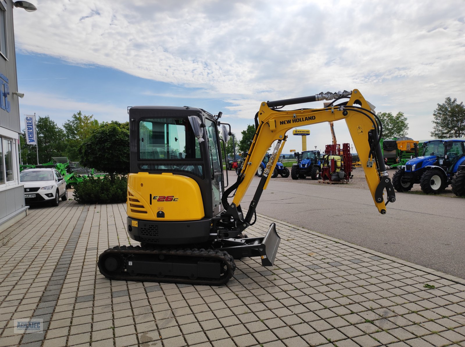 Minibagger a típus New Holland E 26 C, Neumaschine ekkor: Salching bei Straubing (Kép 7)
