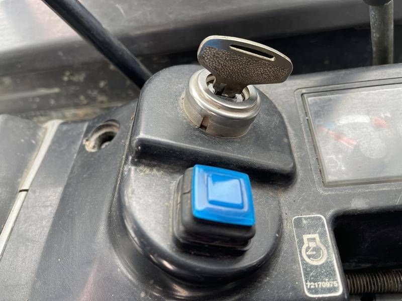 Minibagger от тип New Holland E 50 B SR, Gebrauchtmaschine в Waregem (Снимка 7)