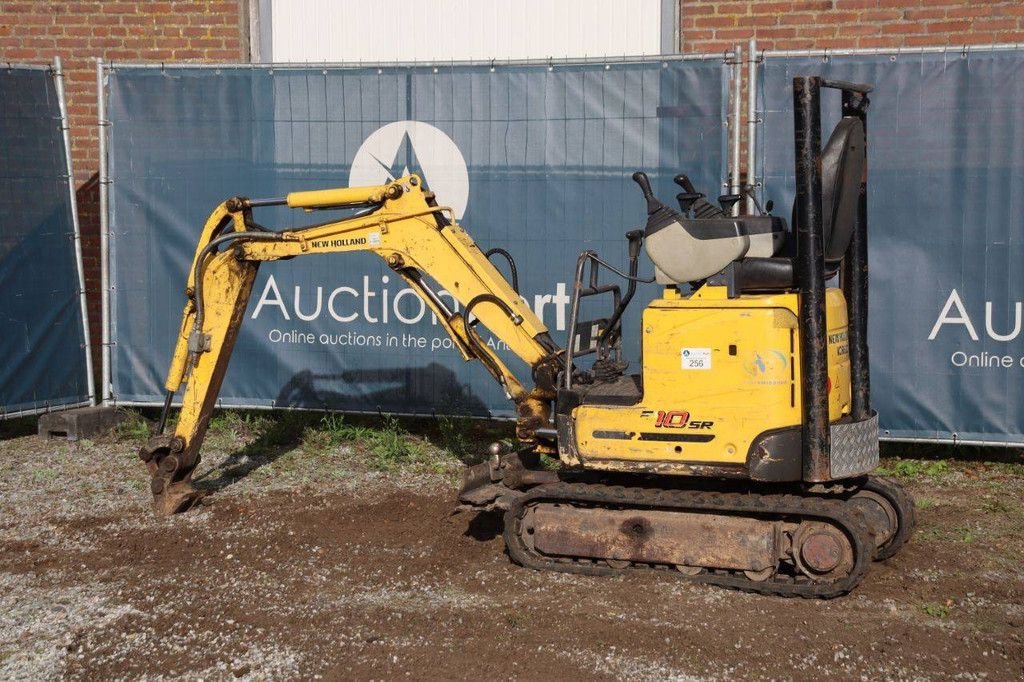 Minibagger типа New Holland E10SR, Gebrauchtmaschine в Antwerpen (Фотография 3)