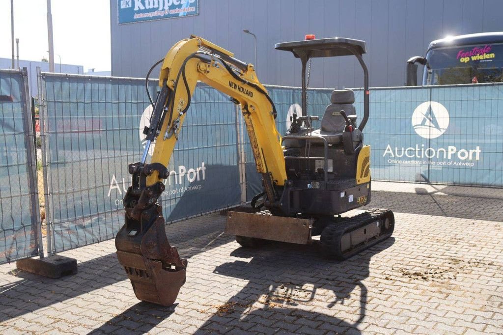 Minibagger типа New Holland E17C, Gebrauchtmaschine в Antwerpen (Фотография 10)
