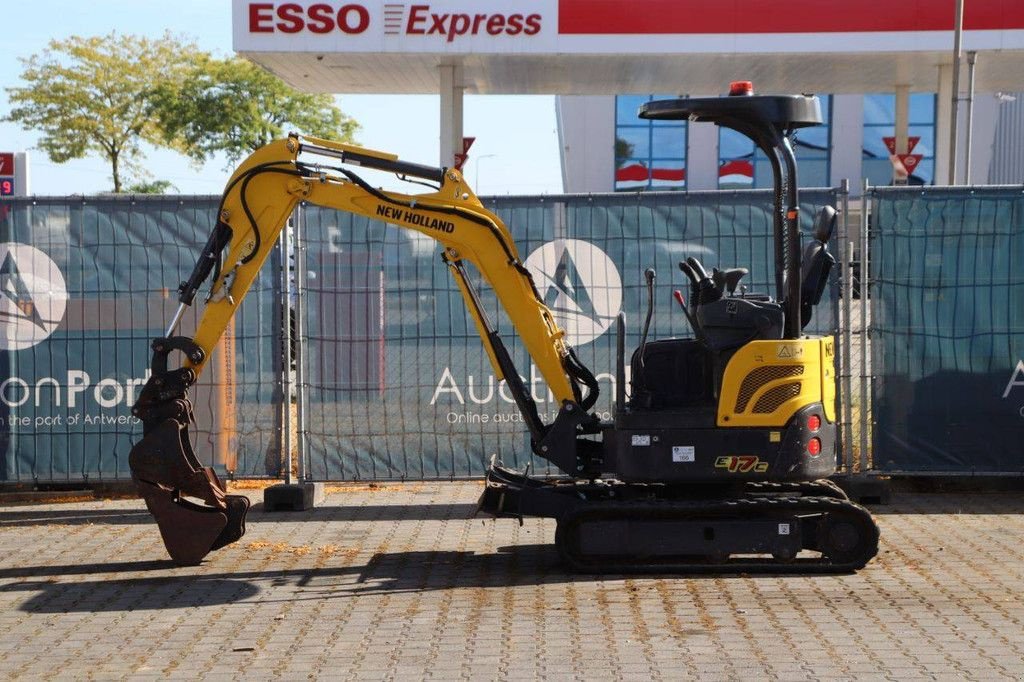 Minibagger типа New Holland E17C, Gebrauchtmaschine в Antwerpen (Фотография 2)