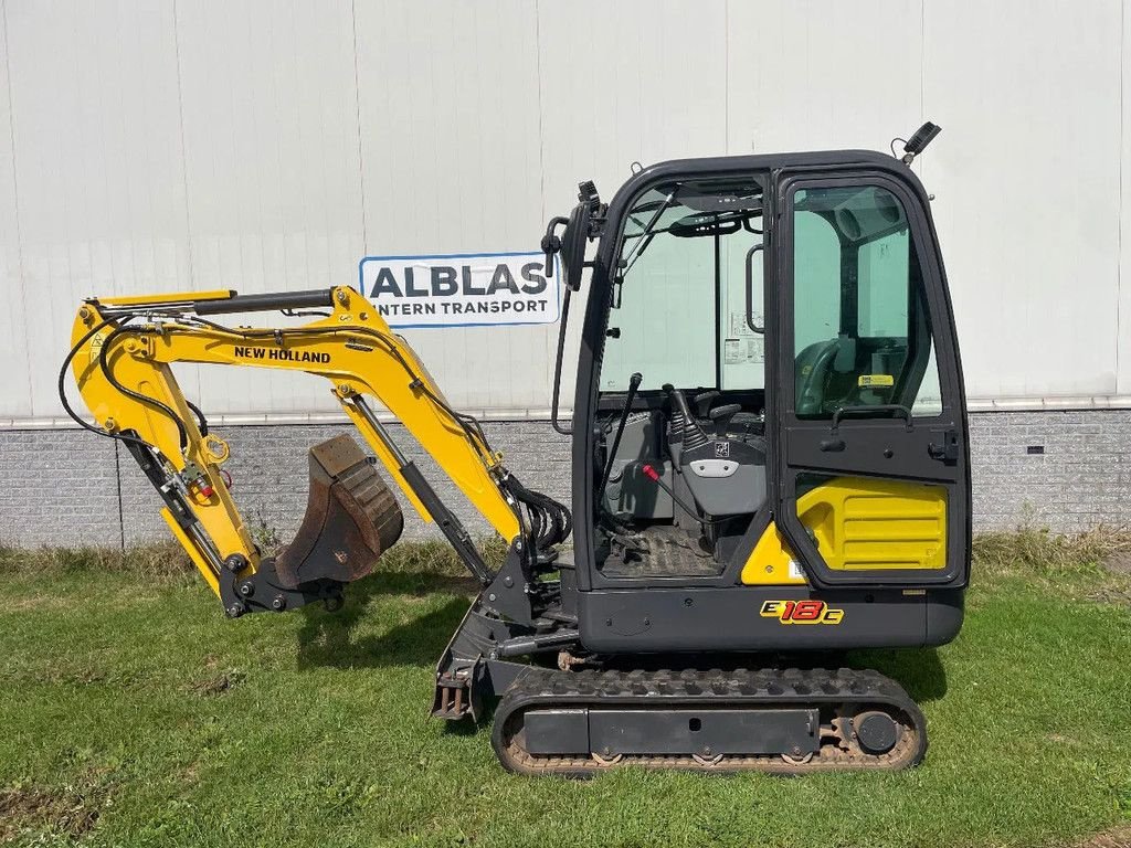 Minibagger Türe ait New Holland E18C graafmachine Yanmar met 670 uur nieuwstaat! met Sloopsortee, Gebrauchtmaschine içinde Kwintsheul (resim 2)