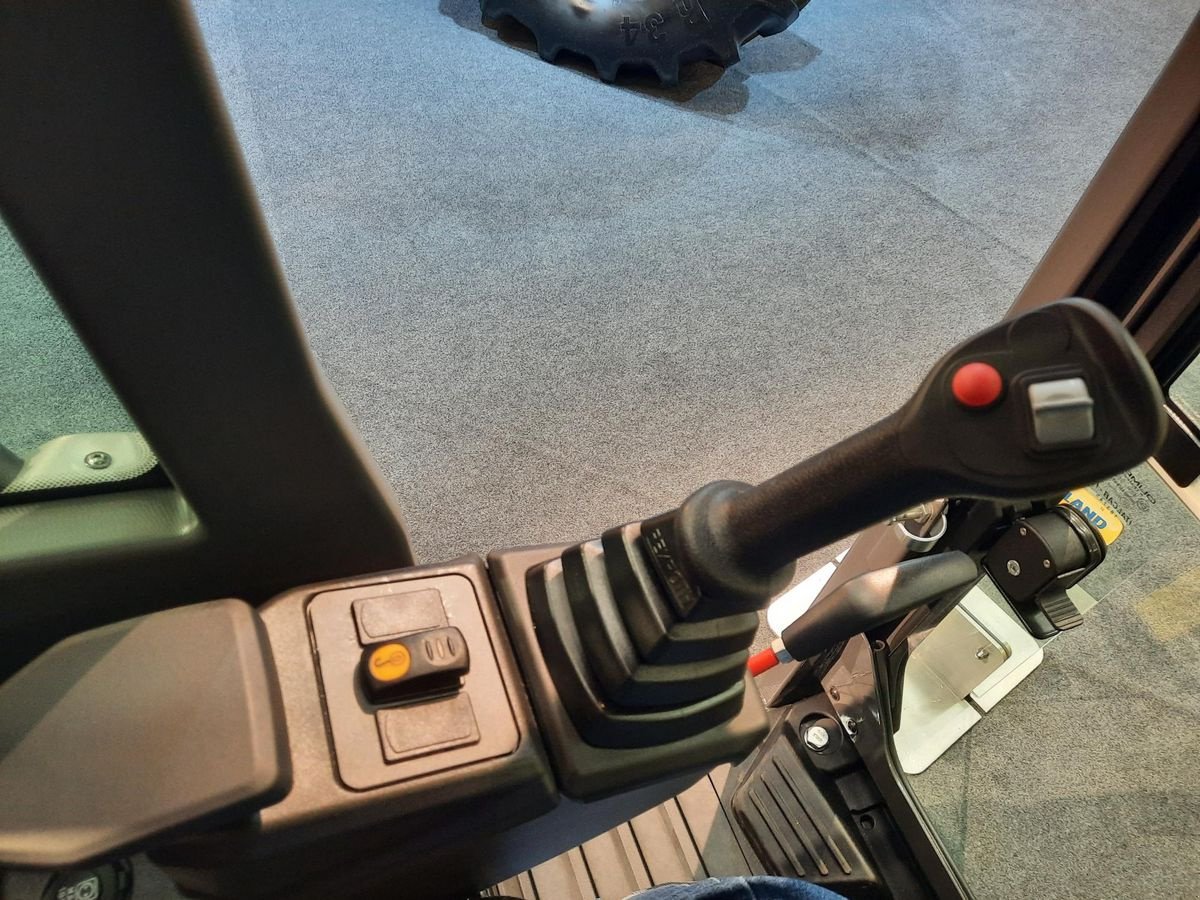 Minibagger a típus New Holland E20D, Neumaschine ekkor: Burgkirchen (Kép 12)