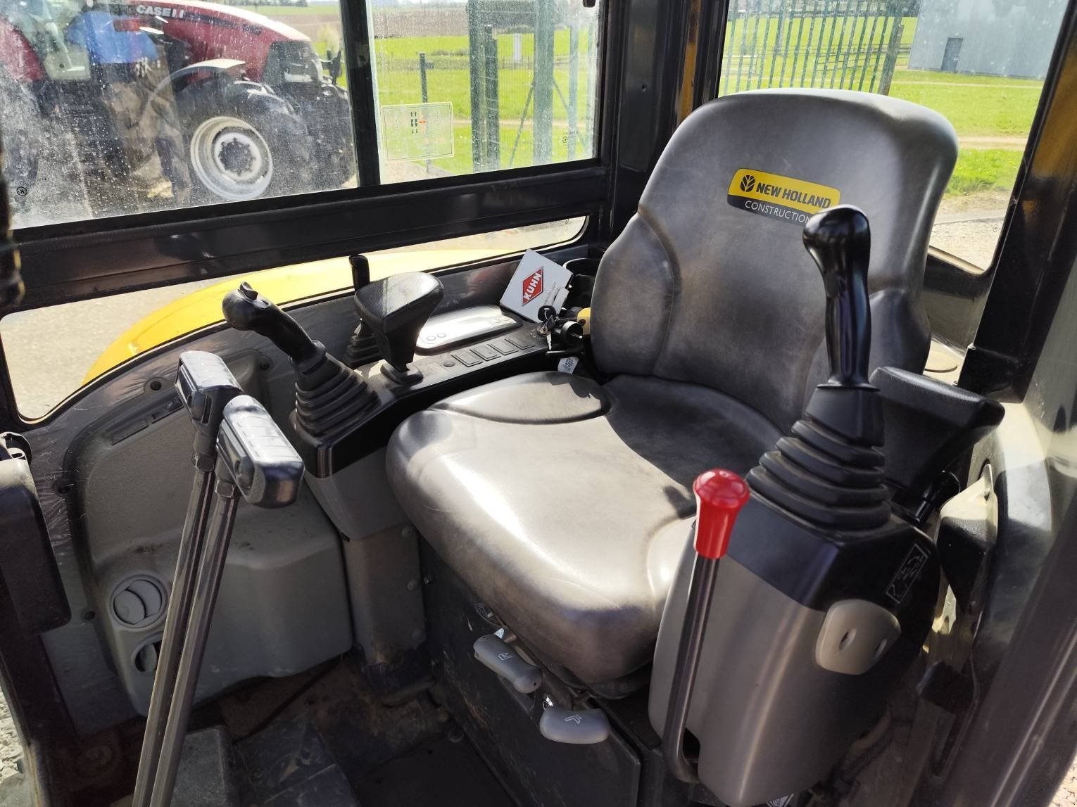 Minibagger tip New Holland E26C, Gebrauchtmaschine in Le Horps (Poză 5)