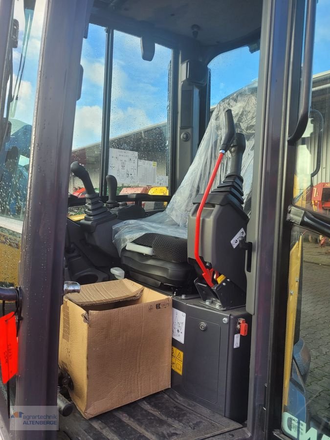 Minibagger Türe ait New Holland E55D, Neumaschine içinde Altenberge (resim 2)