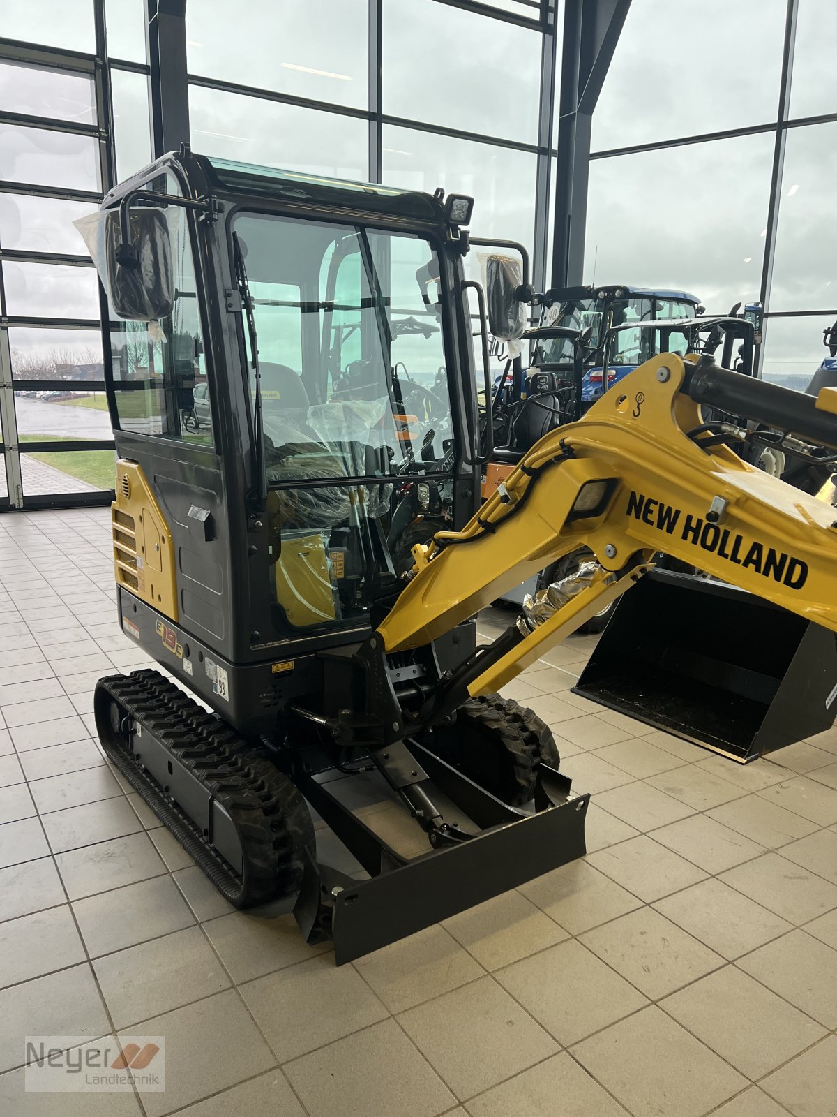 Minibagger Türe ait New Holland EC19C, Neumaschine içinde Bad Waldsee Mennisweiler (resim 8)