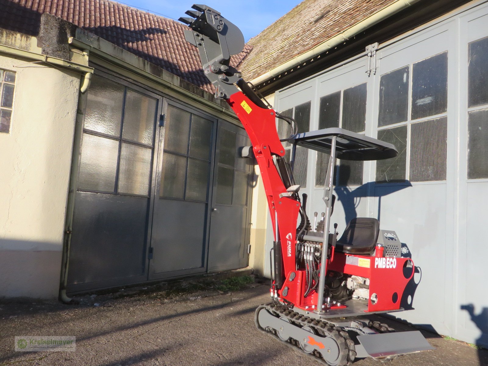 Minibagger des Typs Puma Multipower MBL-Eco Diesel + 400mm Schaufel + 700 mm Schaufel 1000 kg Grabkraft Microbagger, Neumaschine in Feuchtwangen (Bild 5)