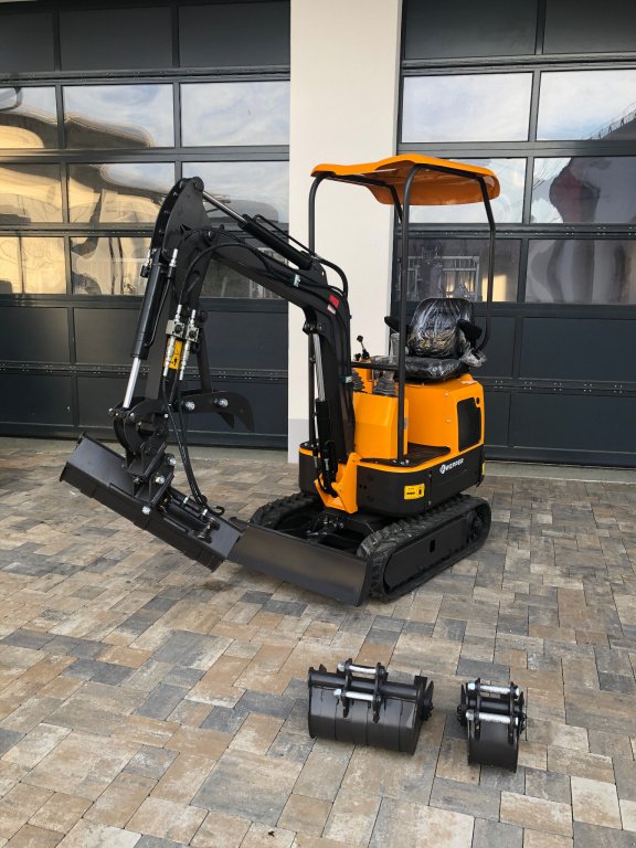 Minibagger des Typs Rhinoceros XN 12, Neumaschine in Rennertshofen (Bild 2)