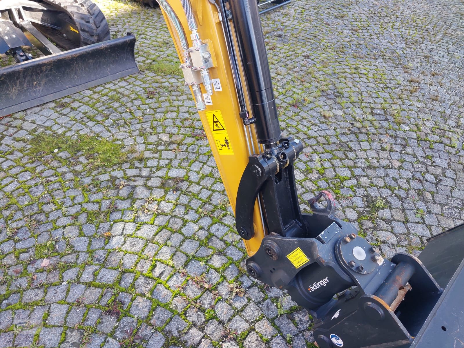 Minibagger Türe ait SANY SY35C Mietmaschine, Neumaschine içinde Frontenhausen (resim 16)