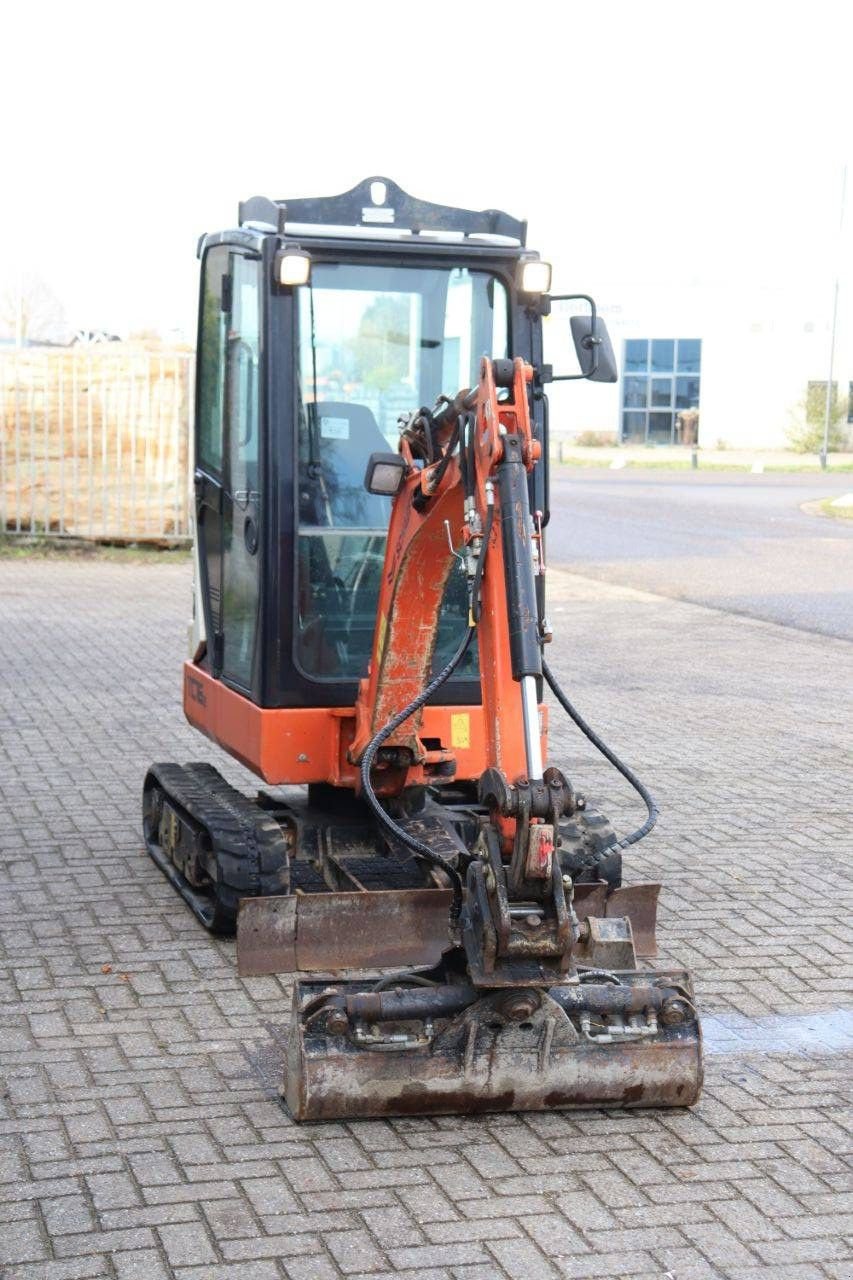 Minibagger typu Schaeff TC16, Gebrauchtmaschine v Antwerpen (Obrázek 8)