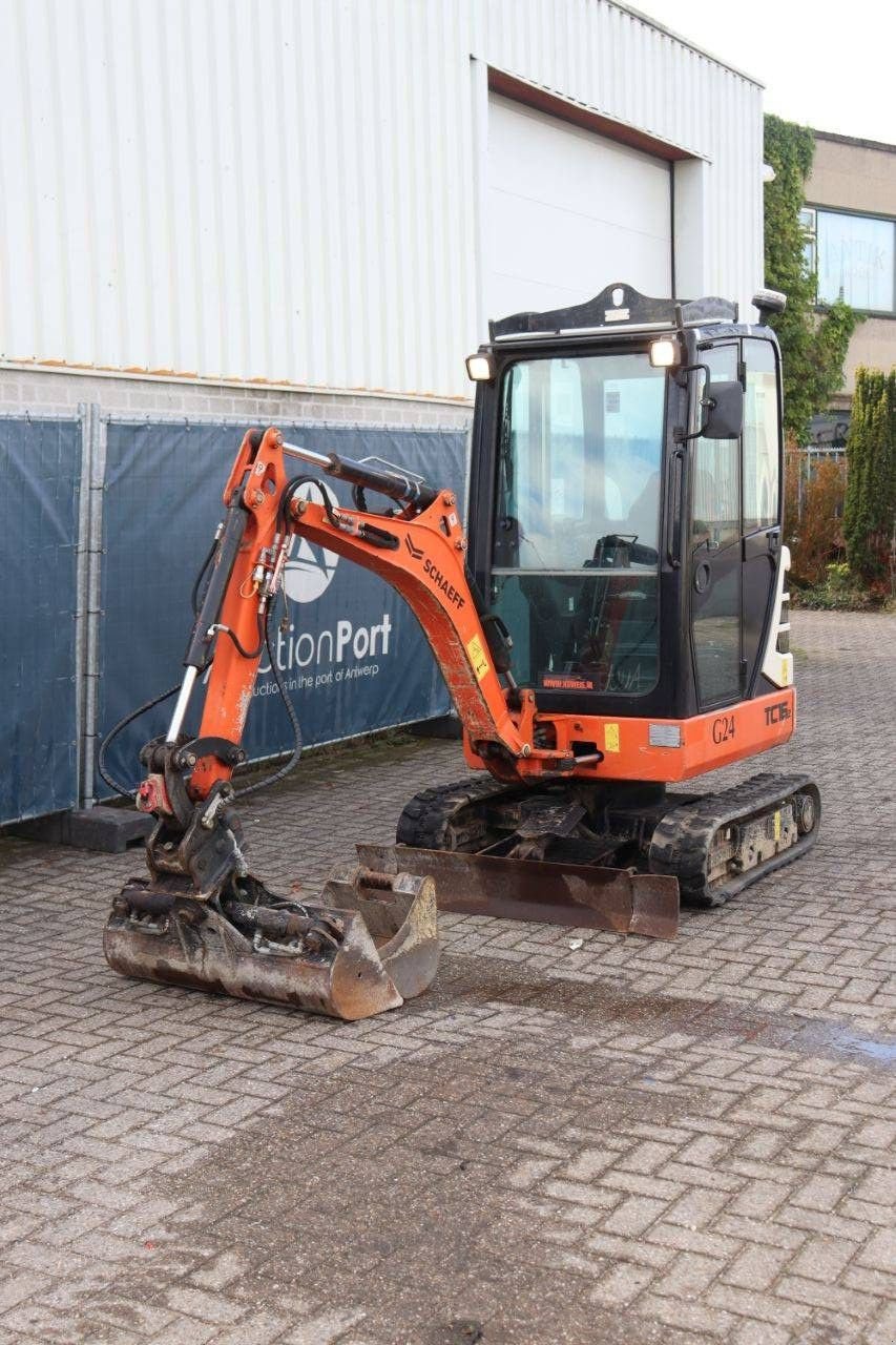 Minibagger типа Schaeff TC16, Gebrauchtmaschine в Antwerpen (Фотография 10)