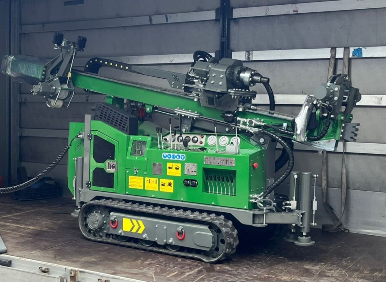 Minibagger του τύπου Sonstige Aameck AC100, Neumaschine σε stolwijk (Φωτογραφία 11)