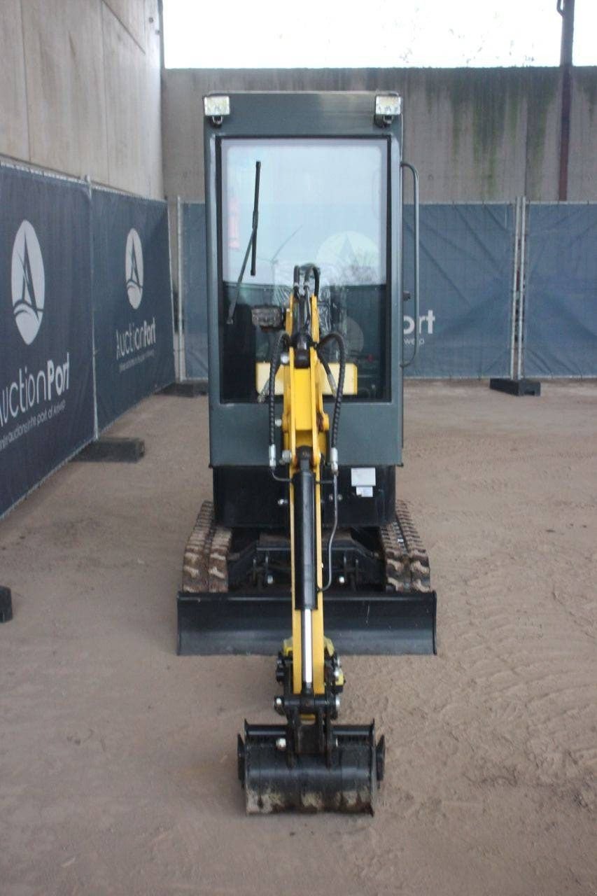 Minibagger of the type Sonstige AGT Industrial QH13R, Neumaschine in Antwerpen (Picture 8)