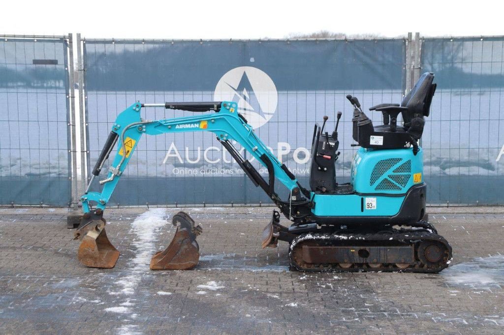 Minibagger типа Sonstige Airman AX10U-7, Gebrauchtmaschine в Antwerpen (Фотография 2)