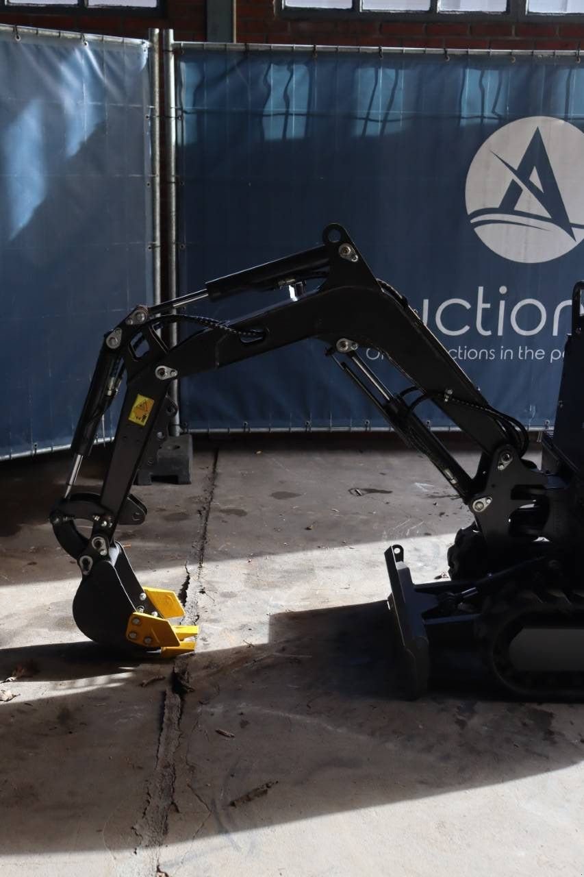 Minibagger от тип Sonstige BD06, Gebrauchtmaschine в Antwerpen (Снимка 10)