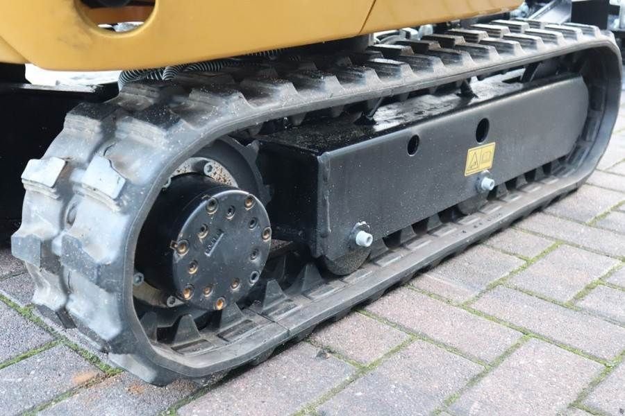 Minibagger of the type Sonstige Cat 300.9D Valid inspection, *Guarantee! Hydr Quickcou, Gebrauchtmaschine in Groenlo (Picture 11)