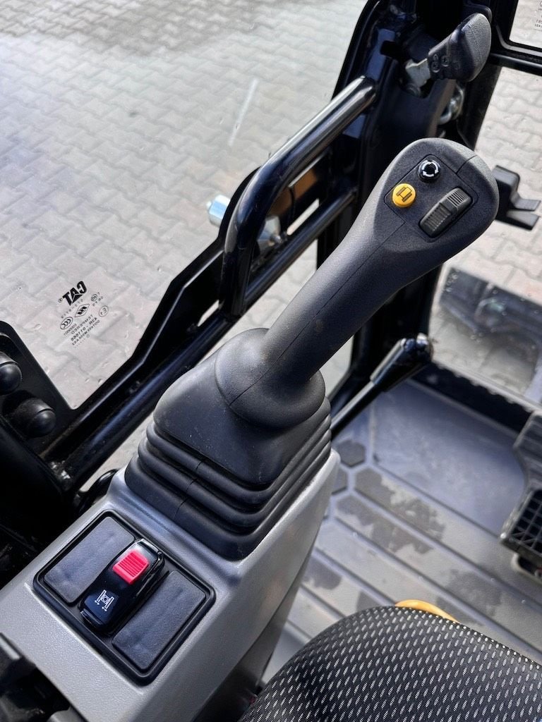Minibagger a típus Sonstige Cat 301.8, Gebrauchtmaschine ekkor: Oud Gastel (Kép 10)