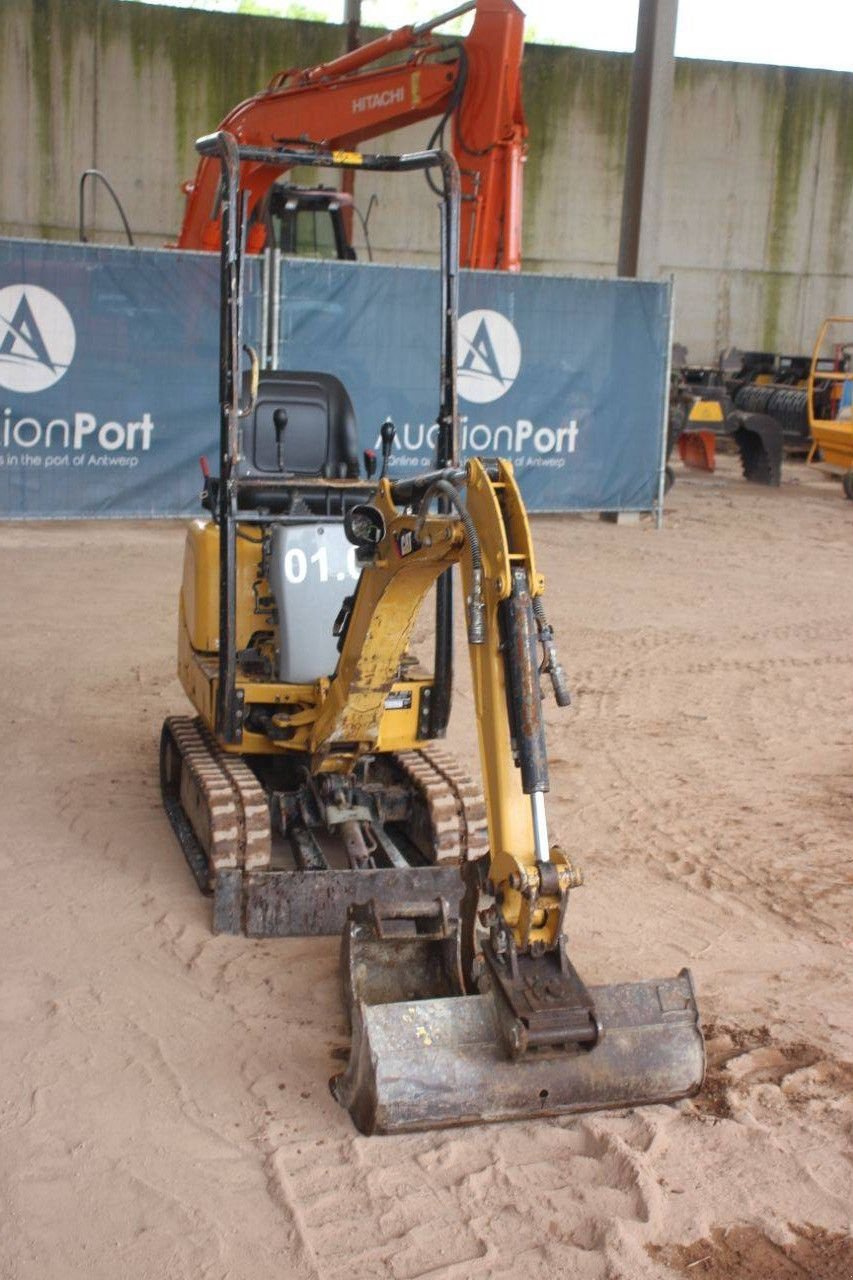 Minibagger типа Sonstige Cat 3TNV70-NMS, Gebrauchtmaschine в Antwerpen (Фотография 7)