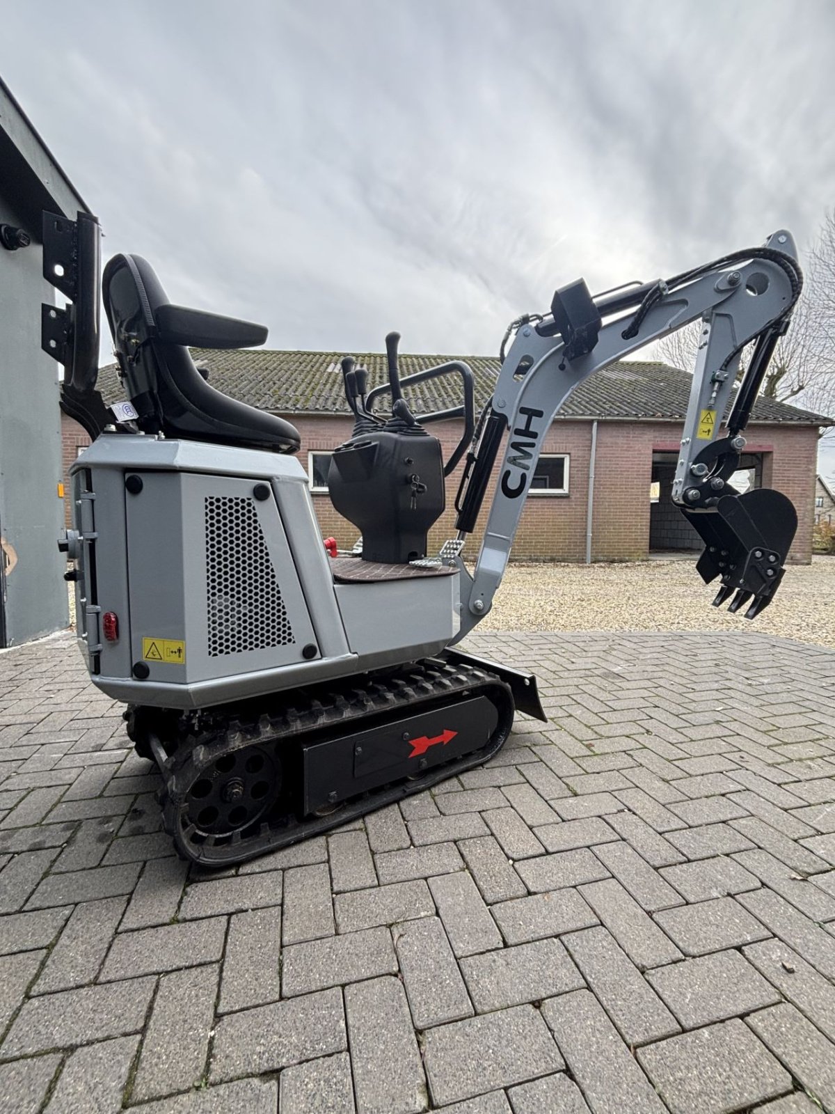 Minibagger des Typs Sonstige Cmh 800, Neumaschine in ZEGVELD (Bild 8)