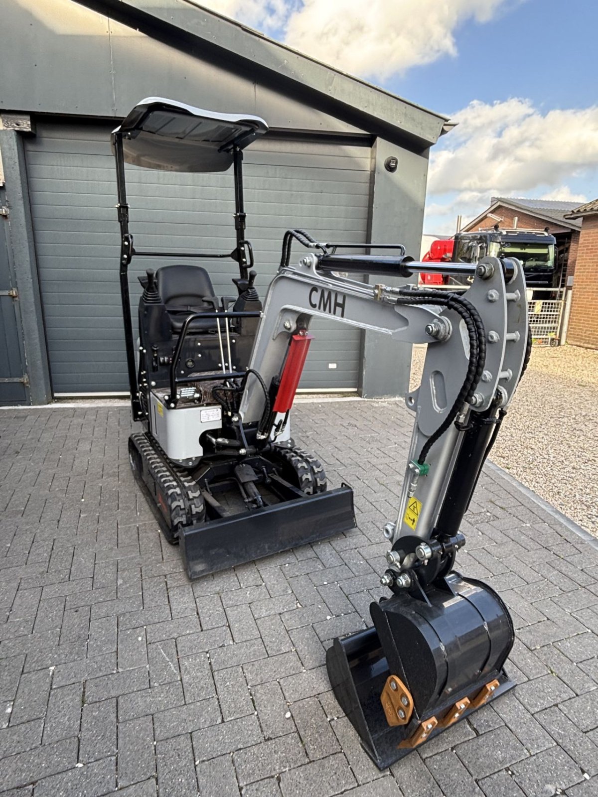 Minibagger typu Sonstige CMH HT 1000, Neumaschine v ZEGVELD (Obrázek 7)