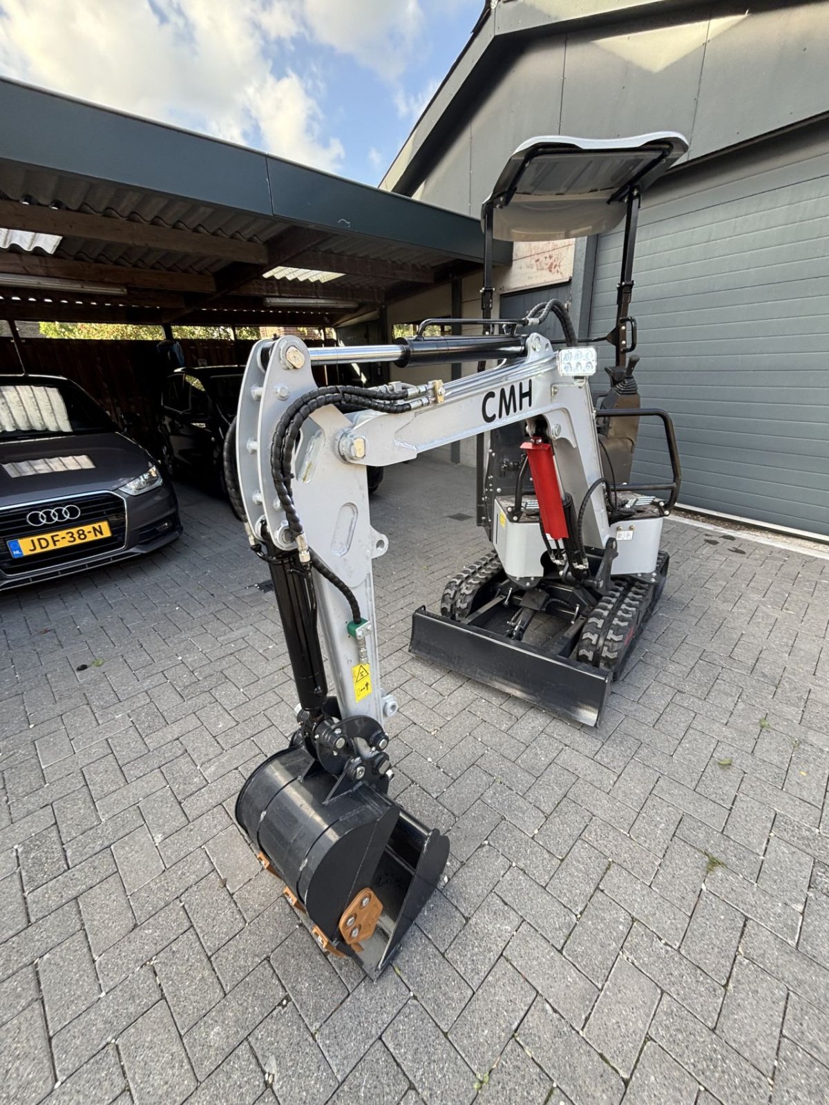 Minibagger typu Sonstige CMH HT 1000, Neumaschine v ZEGVELD (Obrázek 9)