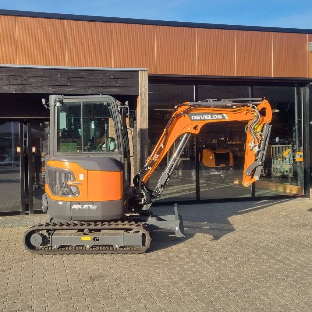 Minibagger des Typs Sonstige Delevon DX27-Z, Neumaschine in Doetinchem (Bild 11)