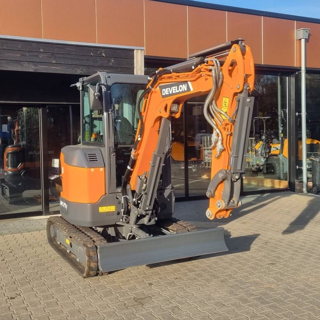 Minibagger du type Sonstige Delevon DX27-Z, Neumaschine en Doetinchem (Photo 5)