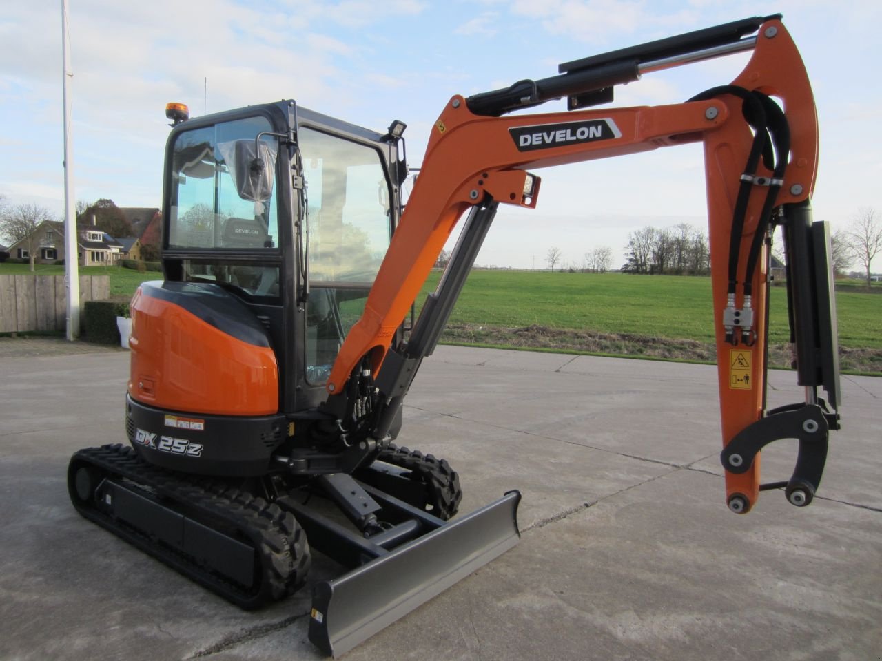 Minibagger des Typs Sonstige Develon DX25z-7, Neumaschine in Arum (Bild 4)