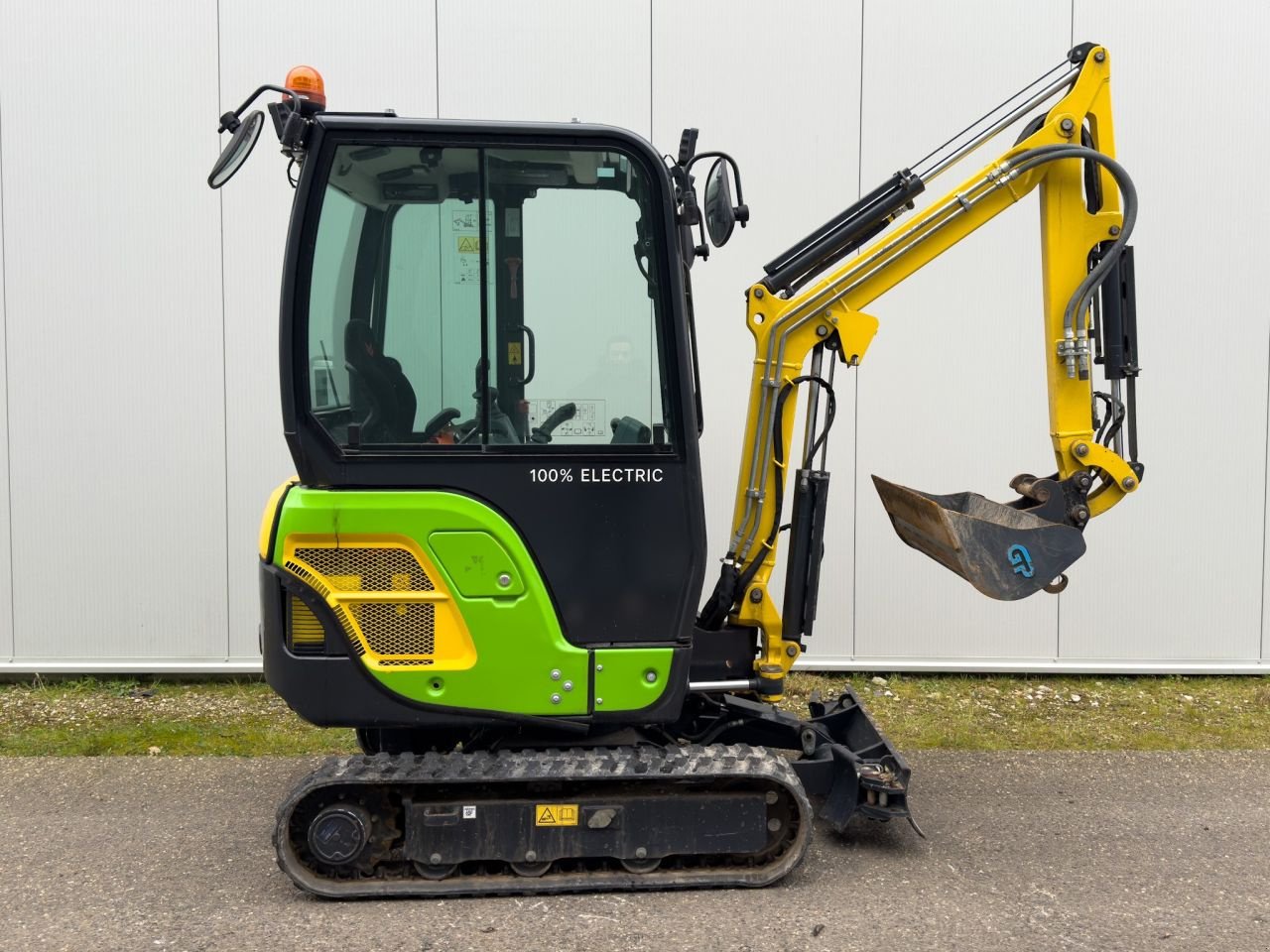 Minibagger типа Sonstige Elinmo ED18, Gebrauchtmaschine в Boven-Leeuwen (Фотография 4)