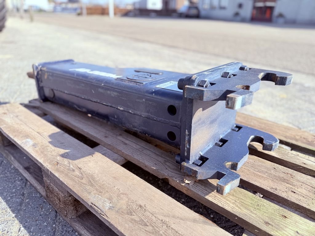 Minibagger des Typs Sonstige Eurograb SH 200 M Sloophamer 1500 / 3000 kg, Neumaschine in BOEKEL (Bild 2)