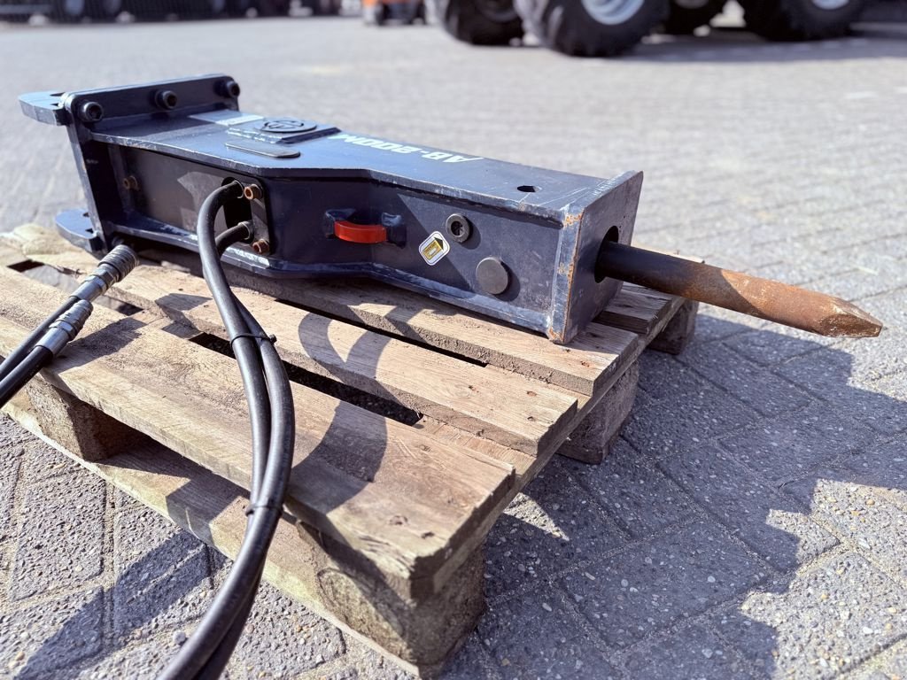 Minibagger des Typs Sonstige Eurograb SH 200 M Sloophamer 1500 / 3000 kg, Neumaschine in BOEKEL (Bild 7)