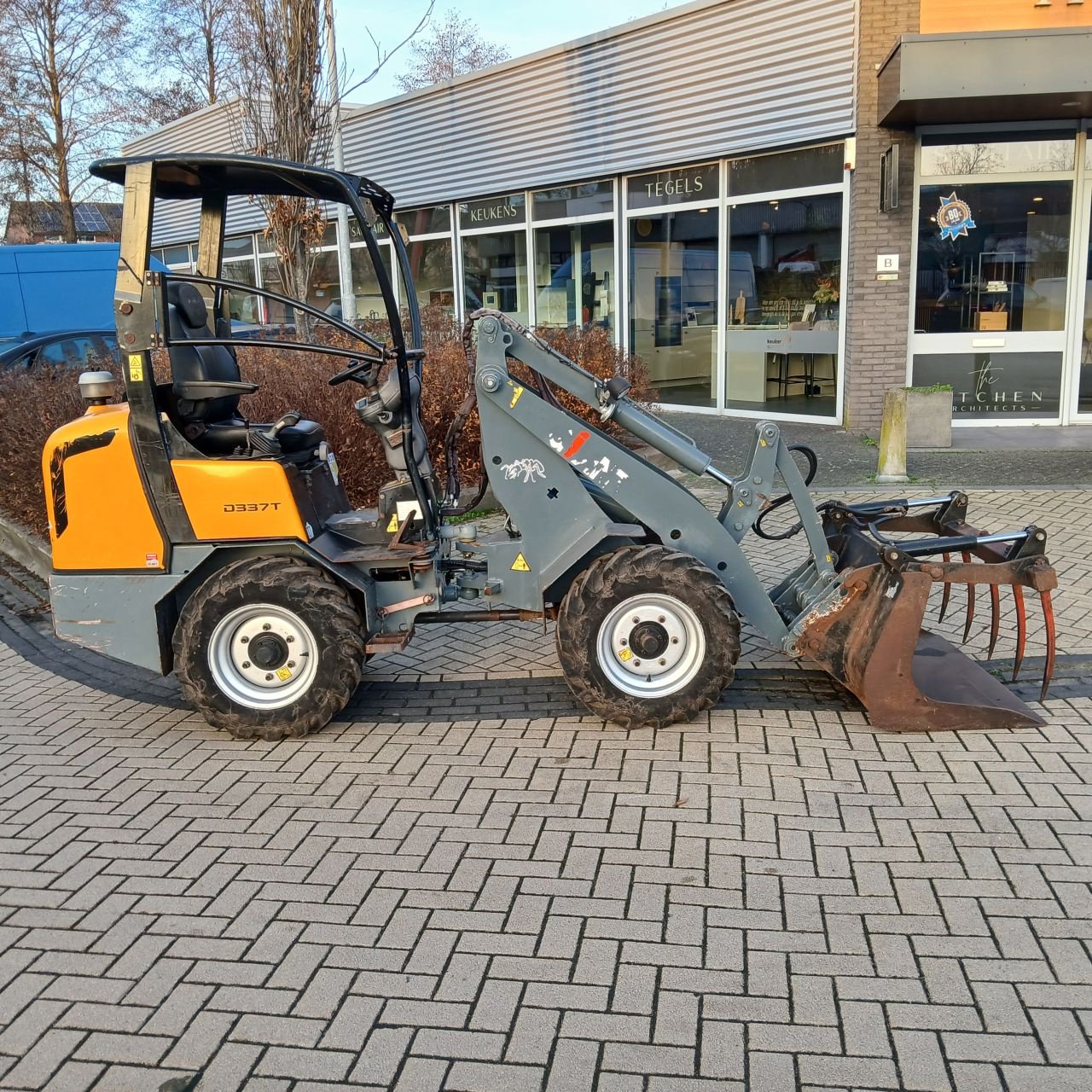 Minibagger des Typs Sonstige Giant D337T, Gebrauchtmaschine in Alblasserdam (Bild 1)