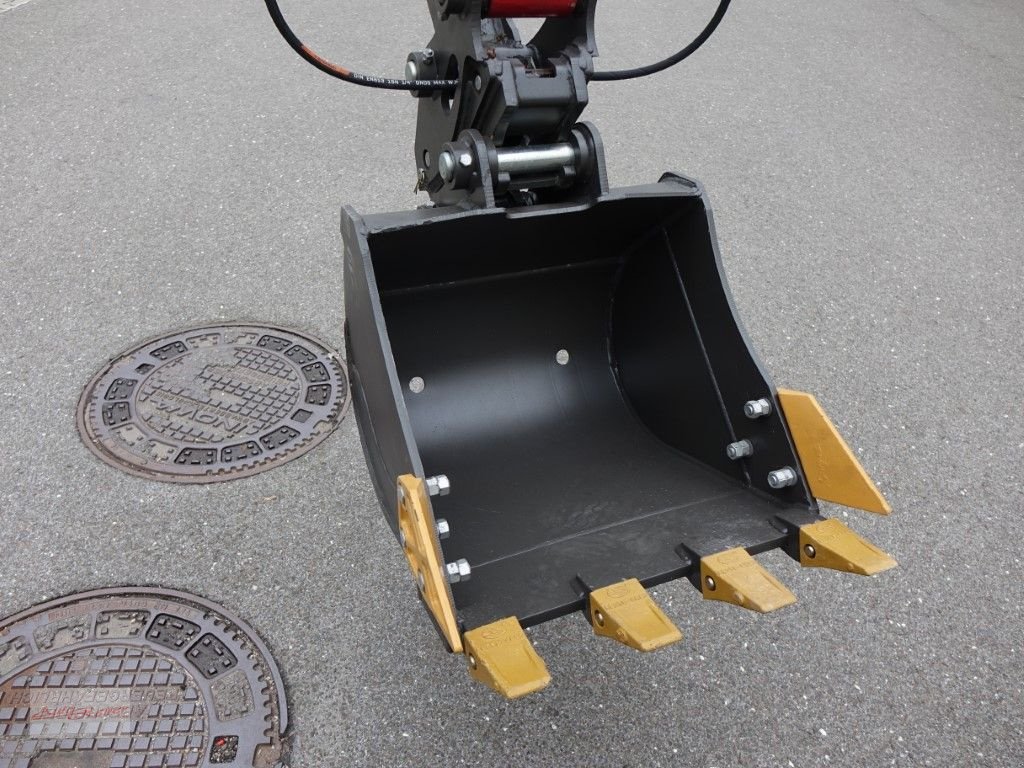 Minibagger des Typs Sonstige Grizzly KME40 Minibagger mit  Schnellwechsler., Neumaschine in Fohnsdorf (Bild 18)