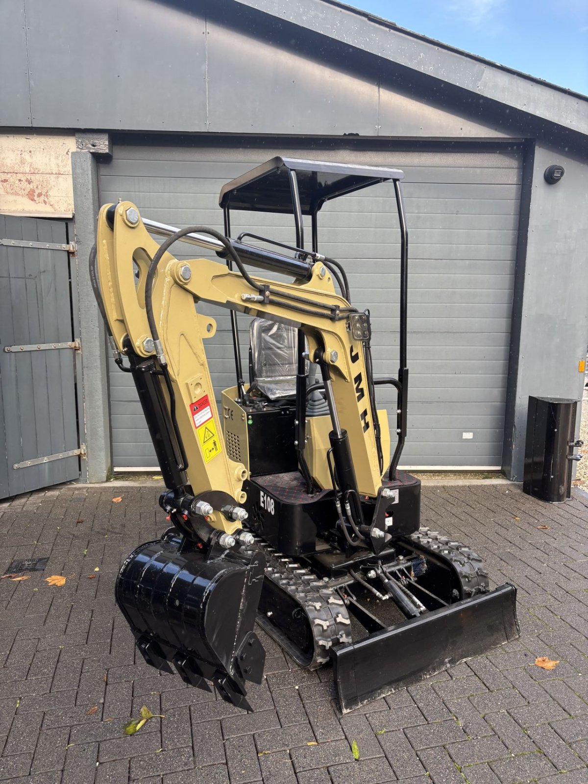 Minibagger des Typs Sonstige JMH E108, Neumaschine in ZEGVELD (Bild 3)
