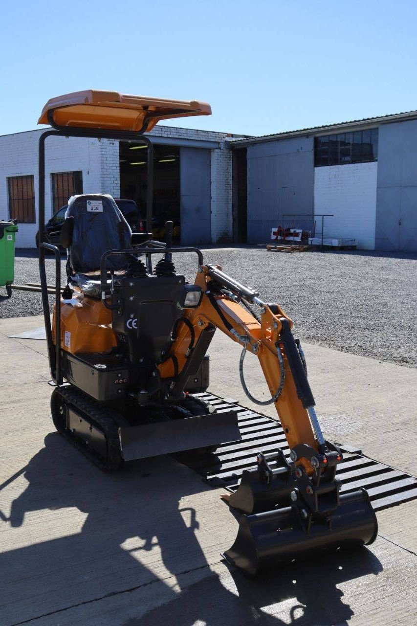 Minibagger типа Sonstige KMT06, Neumaschine в Antwerpen (Фотография 8)