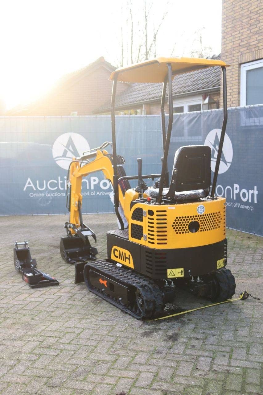 Minibagger van het type Sonstige L&ouml;rch DW-10B, Gebrauchtmaschine in Antwerpen (Foto 4)
