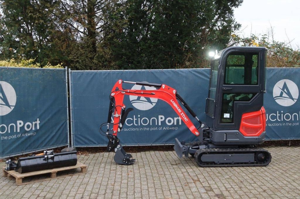 Minibagger typu Sonstige Landward XT180, Gebrauchtmaschine v Antwerpen (Obrázek 1)
