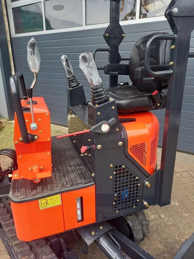 Minibagger del tipo Sonstige Mini graver CMH AHT13, Gebrauchtmaschine en Terschuur (Imagen 8)