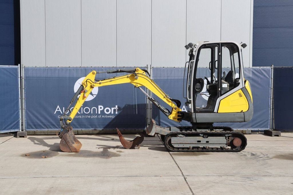 Minibagger typu Sonstige Neuson E12-04, Gebrauchtmaschine v Antwerpen (Obrázek 2)