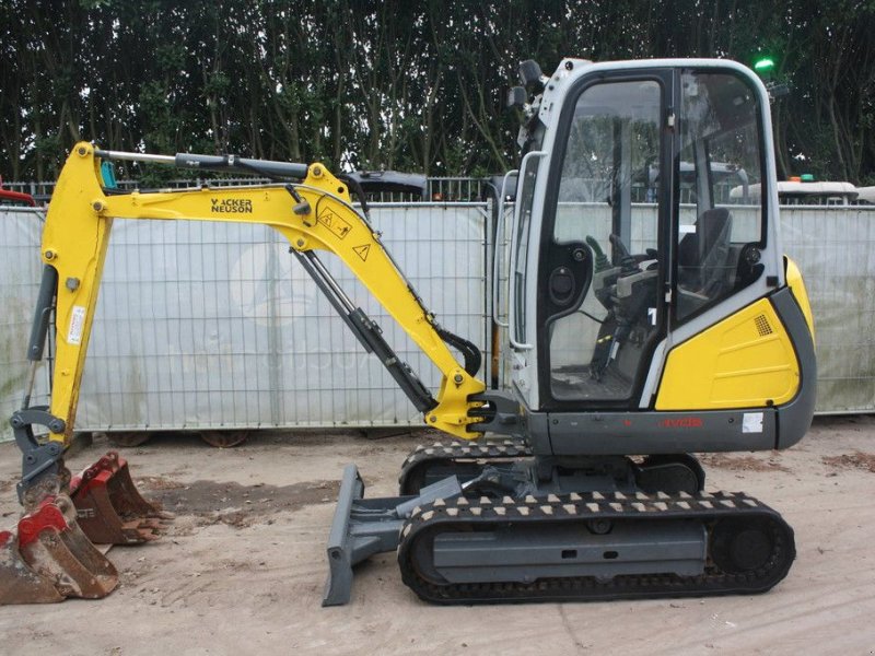 Minibagger du type Sonstige Neuson ET24, Gebrauchtmaschine en Antwerpen (Photo 1)