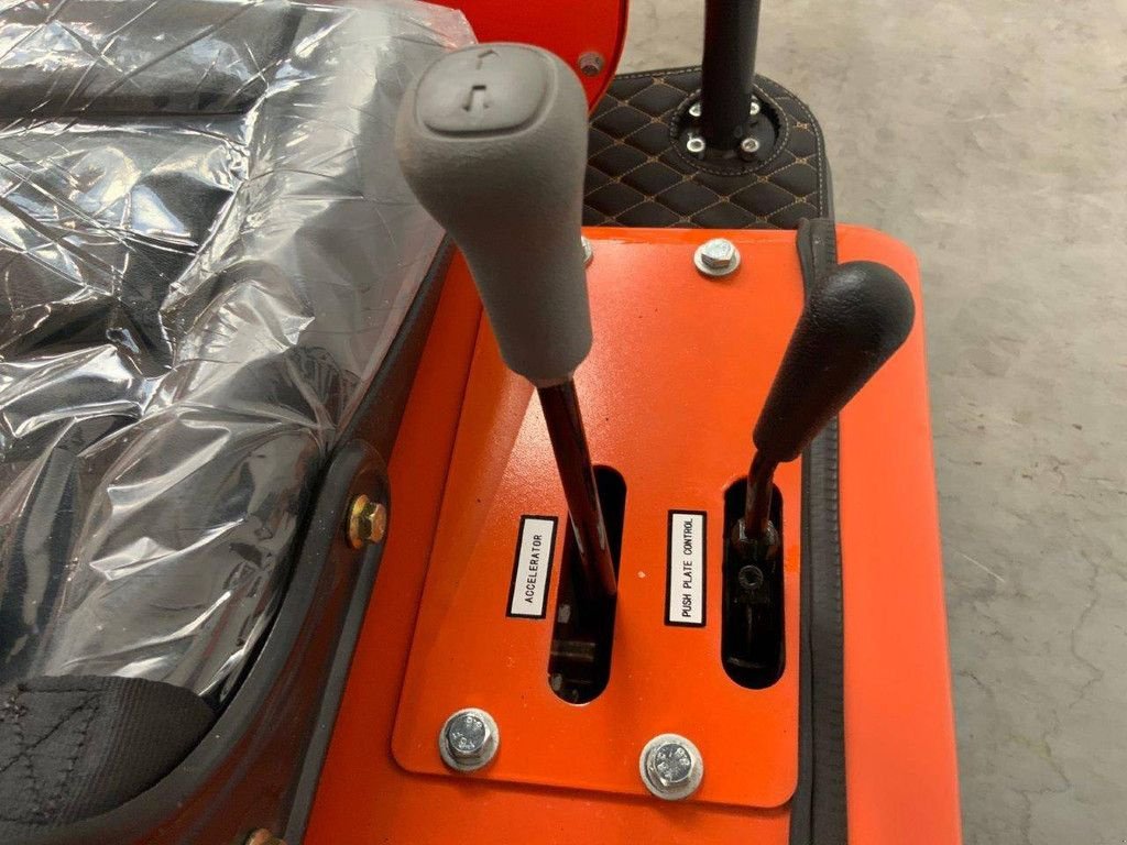 Minibagger del tipo Sonstige RTE 10T, Neumaschine In Antwerpen (Immagine 10)