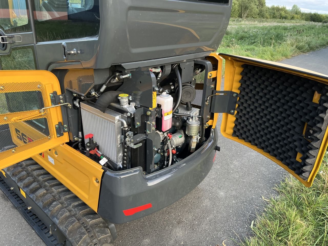 Minibagger des Typs Sonstige Shantui SE20SR, Neumaschine in Dinteloord (Bild 8)