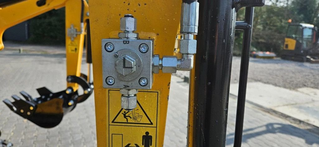 Minibagger des Typs Sonstige WOLF CT 13, Neumaschine in Scharsterbrug (Bild 3)