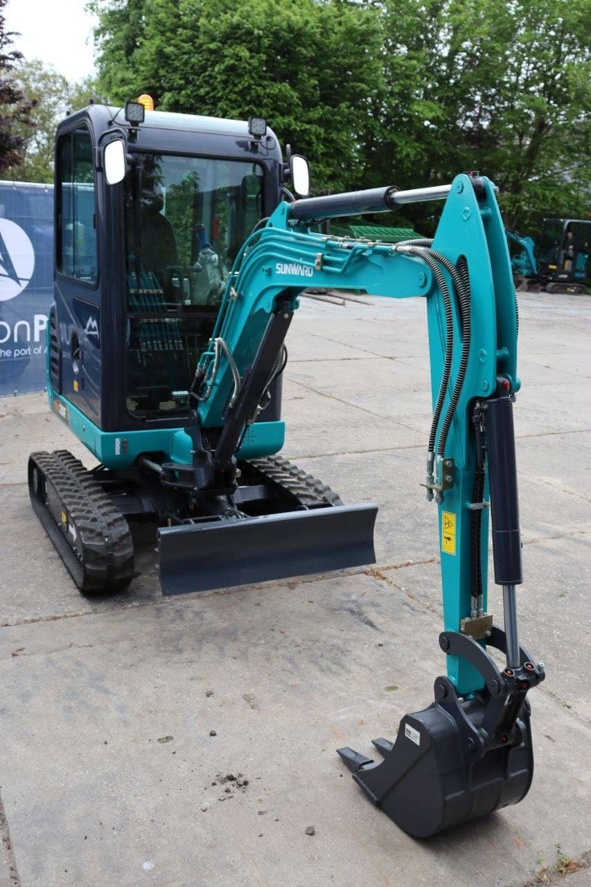 Minibagger des Typs Sunward SWE 20F, Neumaschine in Antwerpen (Bild 8)