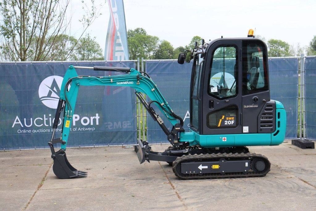 Minibagger des Typs Sunward SWE 20F, Neumaschine in Antwerpen (Bild 1)