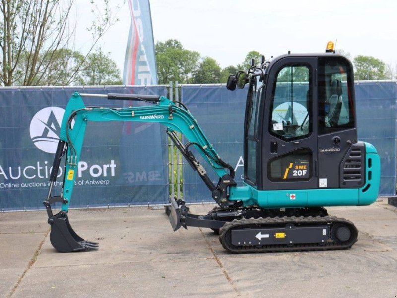 Minibagger des Typs Sunward SWE 20F, Neumaschine in Antwerpen (Bild 1)